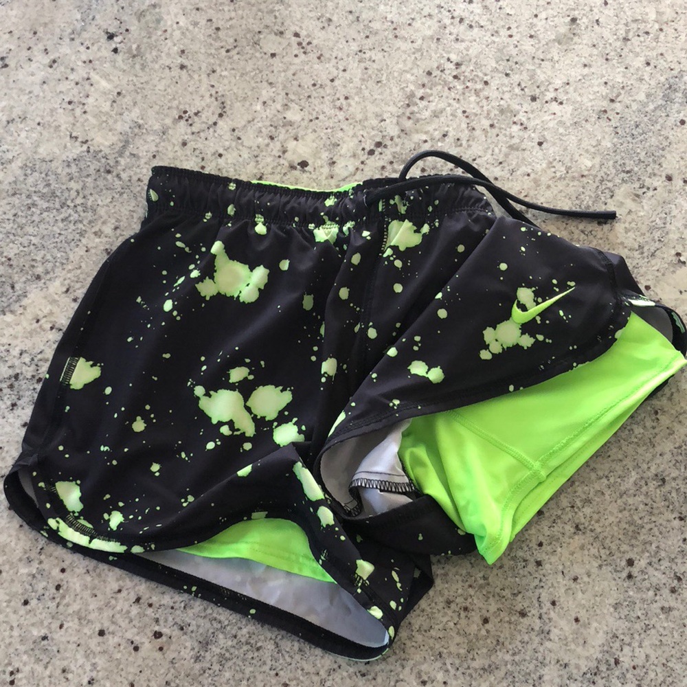 Nike Athletic Shorts - Picture 3 of 4